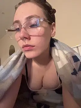 Molli Luv online show from November 6, 1:01 pm