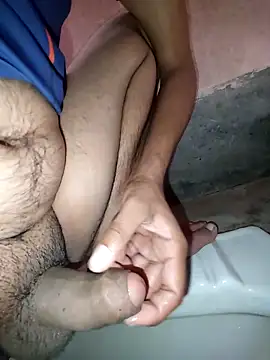 Snapshot of Extrembox5 chatting on February 17, 9:35 am Extrembox5 online show from February 17, 9:35 am