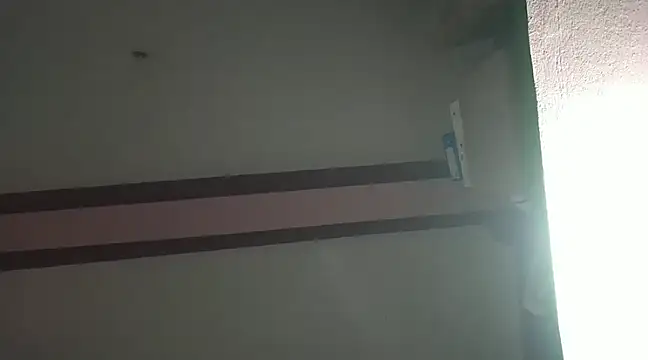 Snapshot of Extrembox5 chatting on March 18, 3:31 pm Extrembox5 online show from March 18, 3:31 pm