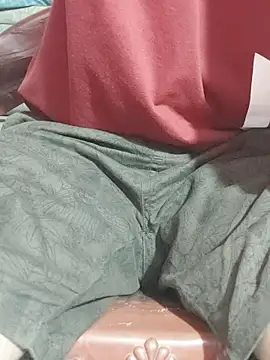 Snapshot of Extrembox5 chatting on October 25, 5:26 am Extrembox5 online show from October 25, 5:26 am