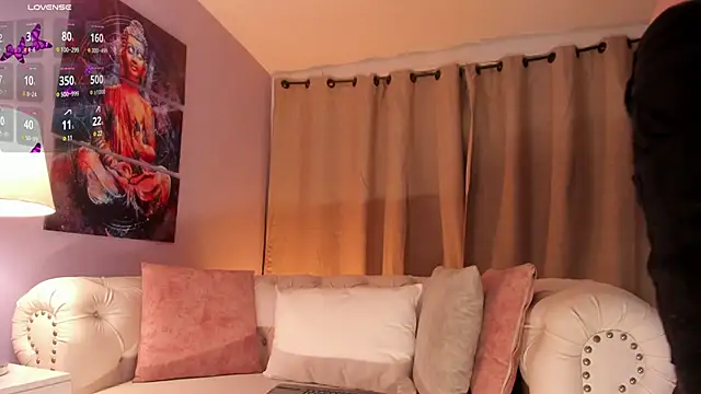 Hannah Jonhson online show from March 22, 4:24 am