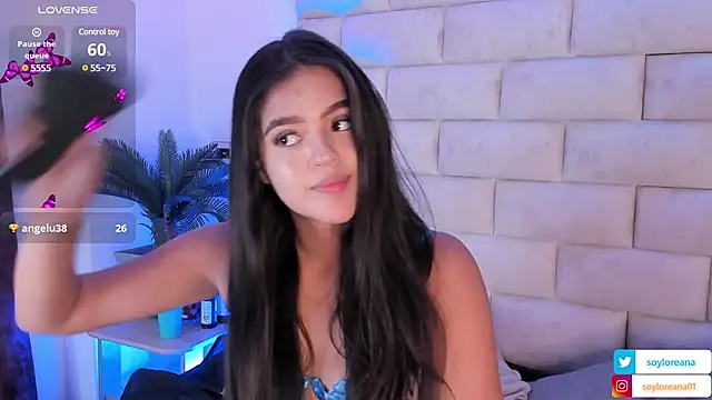 Snapshot of Loreanna_Joy chatting on January 27, 3:39 pm Loreanna Joy online show from January 27, 3:39 pm