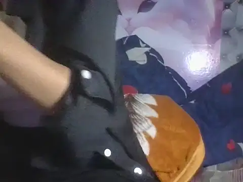 Snapshot of AKANSHA_7 chatting on October 15, 7:36 pm AKANSHA 7 online show from October 15, 7:36 pm