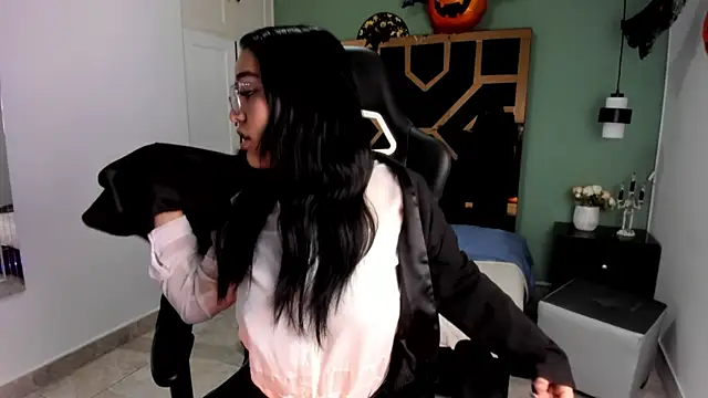 Snapshot of Billie_Jhonson_ chatting on November 4, 7:24 pm Billie Jhonson online show from November 4, 7:24 pm