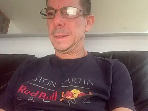 Kenhornu online show from February 10, 2:43 pm