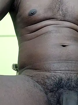 Snapshot of kingg4545 chatting on February 22, 4:09 pm kingg4545 online show from February 22, 4:09 pm