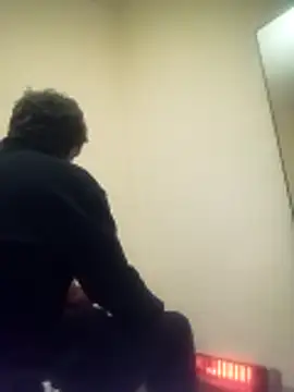 Snapshot of petxxl chatting on November 29, 8:17 am petxxl online show from November 29, 8:17 am