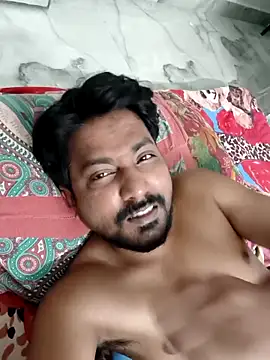 Snapshot of PARTHI012025 chatting on April 26, 6:33 am PARTHI012025 online show from April 26, 6:33 am