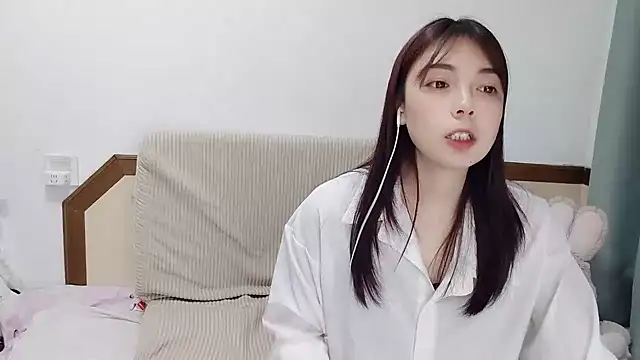 Snapshot of Song_99 chatting on February 25, 5:47 pm Song 99 online show from February 25, 5:47 pm