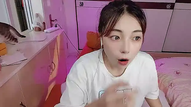 Snapshot of Song_99 chatting on September 26, 4:27 am Song 99 online show from September 26, 4:27 am