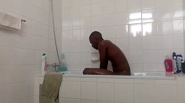 Snapshot of babyboy_tee chatting on January 24, 11:15 am babyboy tee online show from January 24, 11:15 am