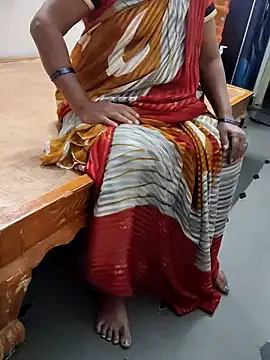 Snapshot of laxmitelugu78 chatting on February 1, 3:28 pm laxmitelugu78 online show from February 1, 3:28 pm