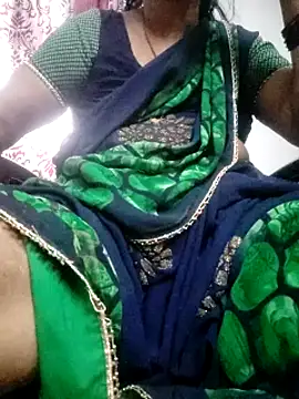 Snapshot of laxmitelugu78 chatting on February 8, 6:12 am laxmitelugu78 online show from February 8, 6:12 am