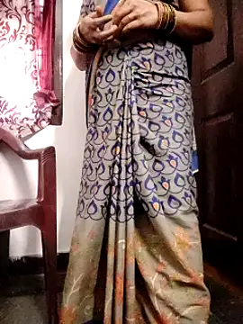 Snapshot of laxmitelugu78 chatting on March 6, 6:30 am laxmitelugu78 online show from March 6, 6:30 am