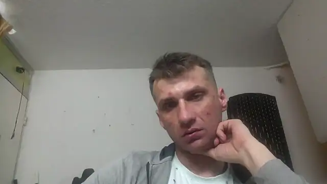 sexyhotstud12 online show from February 2, 4:00 pm