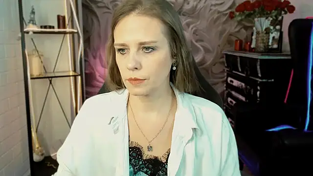 EmiliaBedy online show from February 15, 9:05 am