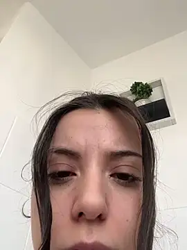 Snapshot of bunnythetailor chatting on February 9, 9:58 am bunnythetailor online show from February 9, 9:58 am