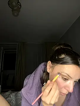 Snapshot of bunnythetailor chatting on October 14, 6:09 pm bunnythetailor online show from October 14, 6:09 pm