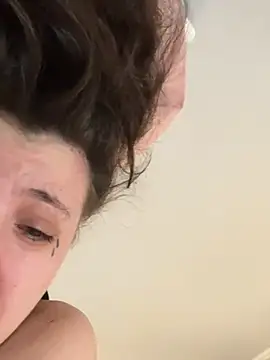 bunnythetailor online show from March 8, 11:25 am