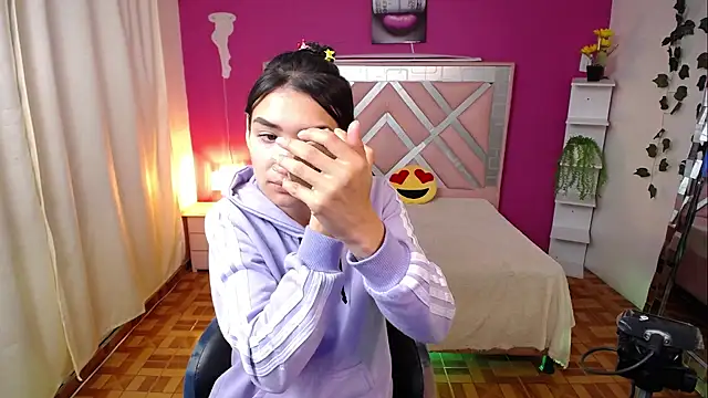 Snapshot of Sofii_cutee chatting on March 14, 2:30 pm Sofii cutee online show from March 14, 2:30 pm