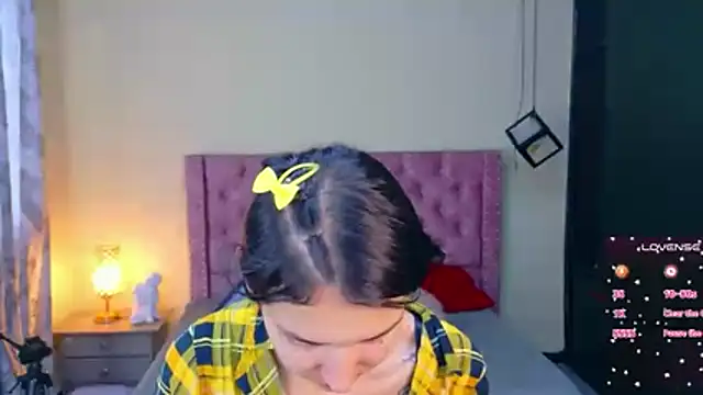 Sofii cutee online show from February 12, 1:06 pm