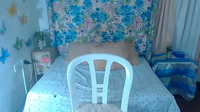 Sweeetnaughty online show from October 12, 1:37 am