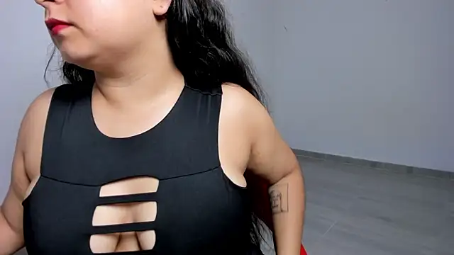 Snapshot of Little_Shaara chatting on March 19, 8:23 am Little Shaara online show from March 19, 8:23 am