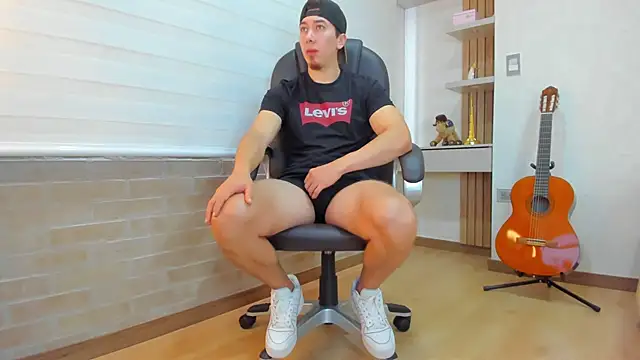 Tombarden online show from November 27, 7:16 pm