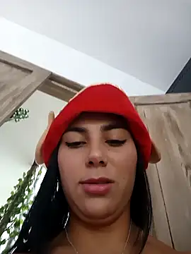 Ariana rouse online show from December 18, 5:52 pm