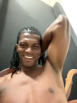 Snapshot of SlykaandpettterX chatting on December 1, 4:28 am SlykaandpettterX online show from December 1, 4:28 am