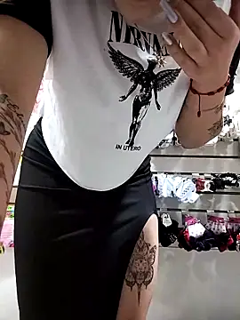 Snapshot of samathasexx chatting on October 18, 9:26 pm samathasexx online show from October 18, 9:26 pm