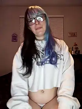 Snapshot of MissLoreleii chatting on February 2, 2:06 am MissLoreleii online show from February 2, 2:06 am