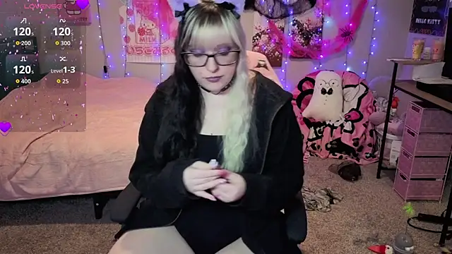 Snapshot of MissLoreleii chatting on October 29, 8:54 pm MissLoreleii online show from October 29, 8:54 pm