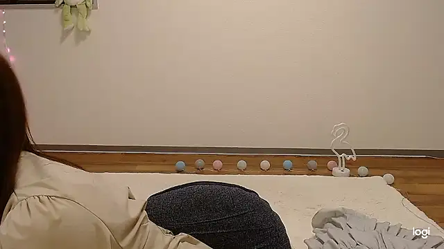 Snapshot of hinano_JP chatting on October 15, 2:01 am hinano JP online show from October 15, 2:01 am