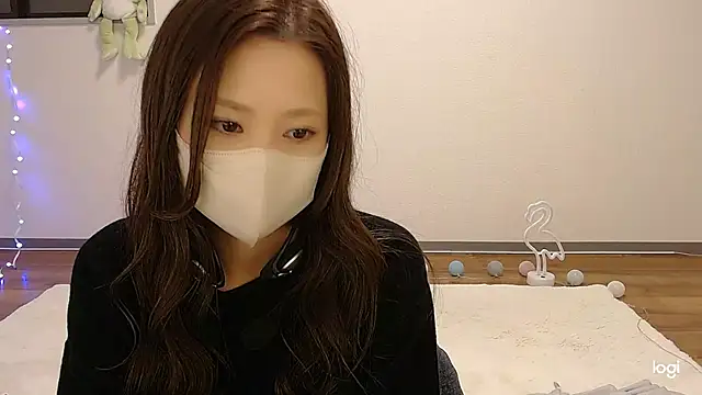 Snapshot of hinano_JP chatting on October 27, 12:04 am hinano JP online show from October 27, 12:04 am