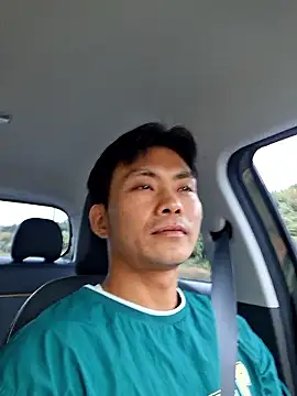 Snapshot of Doh728 chatting on November 7, 11:05 pm Doh728 online show from November 7, 11:05 pm