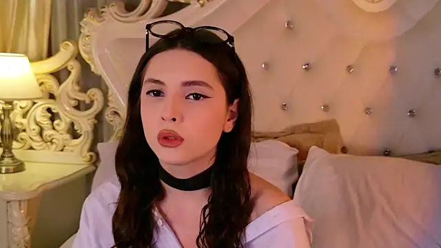 GIGI DAV online show from November 27, 8:55 pm