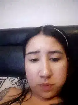 Snapshot of Tu_nubecita chatting on February 10, 6:53 am Tu nubecita online show from February 10, 6:53 am