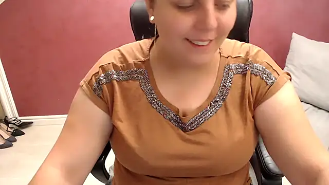 Snapshot of Wetandnaughtyxx chatting on September 21, 3:35 pm Wetandnaughtyxx online show from September 21, 3:35 pm