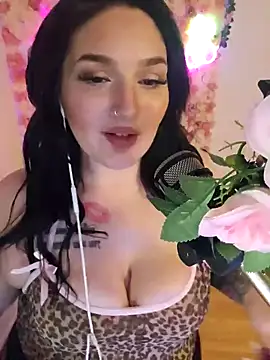 Snapshot of Jinyxx3 chatting on February 7, 12:06 pm Jinyxx3 online show from February 7, 12:06 pm