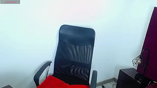 CamiilaReyes online show from February 7, 10:52 pm