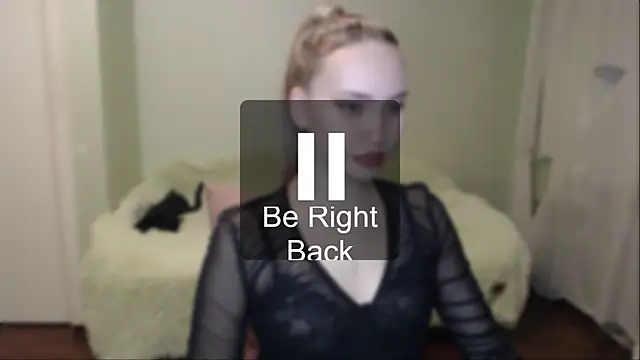 Snapshot of vivian_word chatting on February 26, 5:17 pm vivian word online show from February 26, 5:17 pm