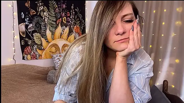 Snapshot of SweetyKatherine chatting on March 15, 10:24 am SweetyKatherine online show from March 15, 10:24 am