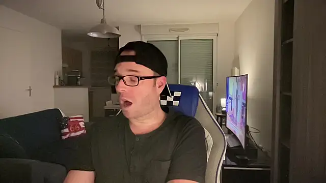 Funnyjul31 online show from January 30, 6:00 pm