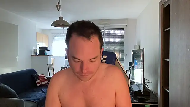 Funnyjul31 online show from February 19, 10:01 am