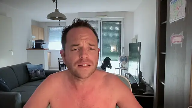 Funnyjul31 online show from September 8, 3:11 pm