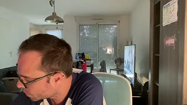 Funnyjul31 online show from September 13, 10:37 am