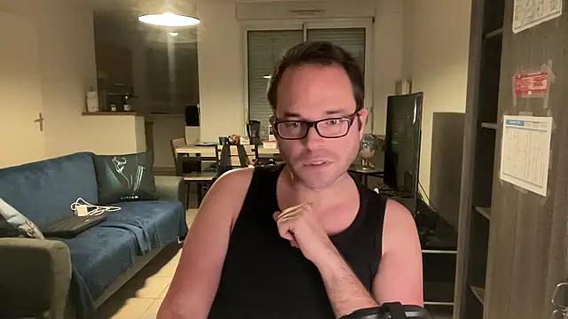 Funnyjul31 online show from November 21, 7:23 pm