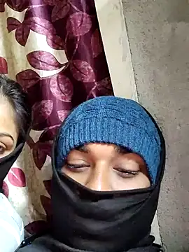 Snapshot of birds0641 chatting on February 9, 7:30 pm birds0641 online show from February 9, 7:30 pm