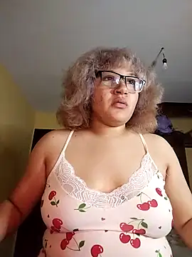 Snapshot of belenvaleria chatting on March 9, 9:57 am belenvaleria online show from March 9, 9:57 am